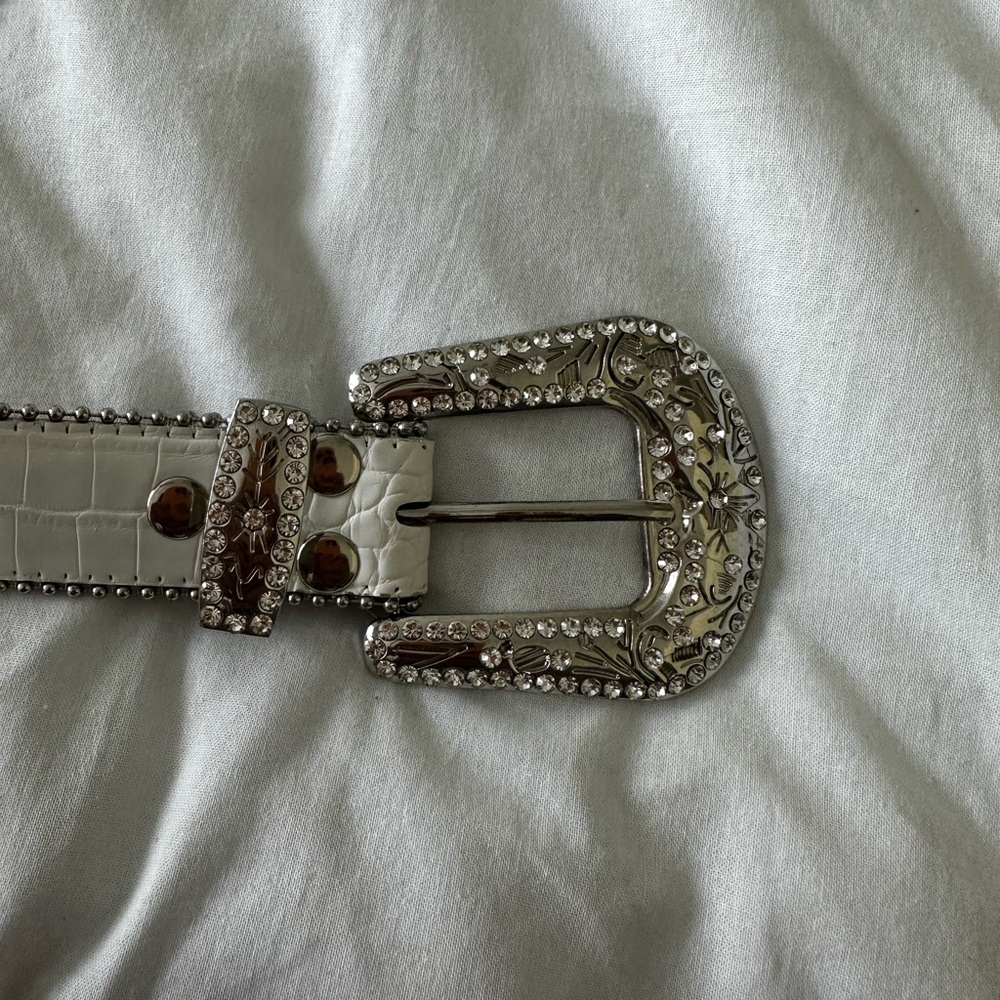 Western White and Silver Women's Belt